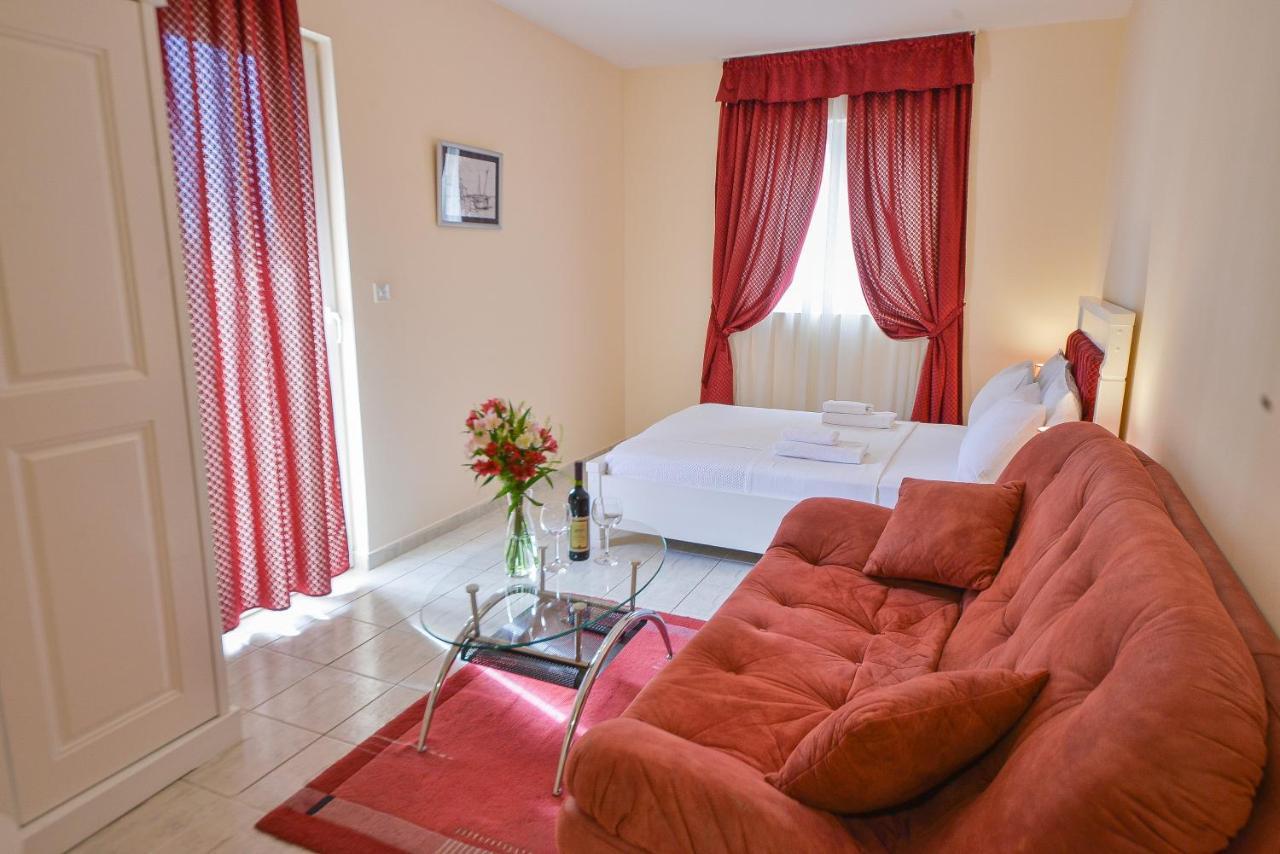 Hotel Podostrog بودفا المظهر الخارجي الصورة